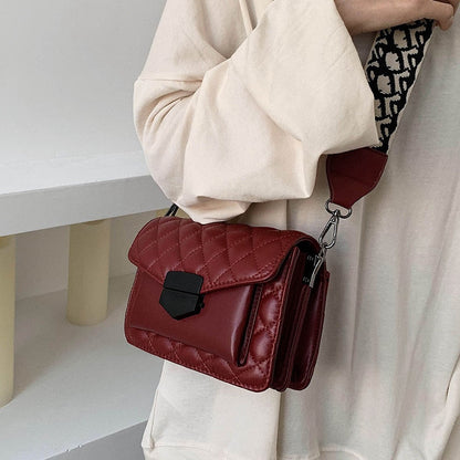 Effortlessly Elegant Bag with a Timeless Design