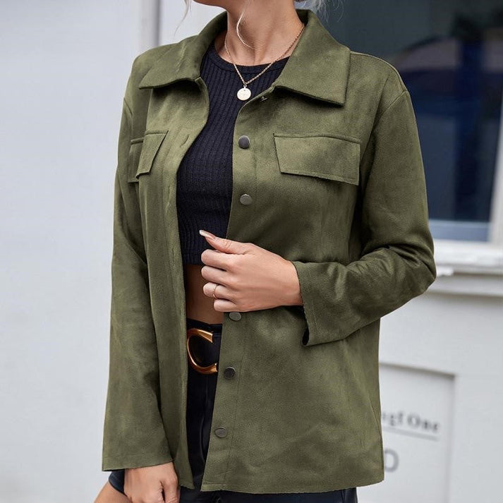 Well Tailored Coat with a Graceful Silhouette