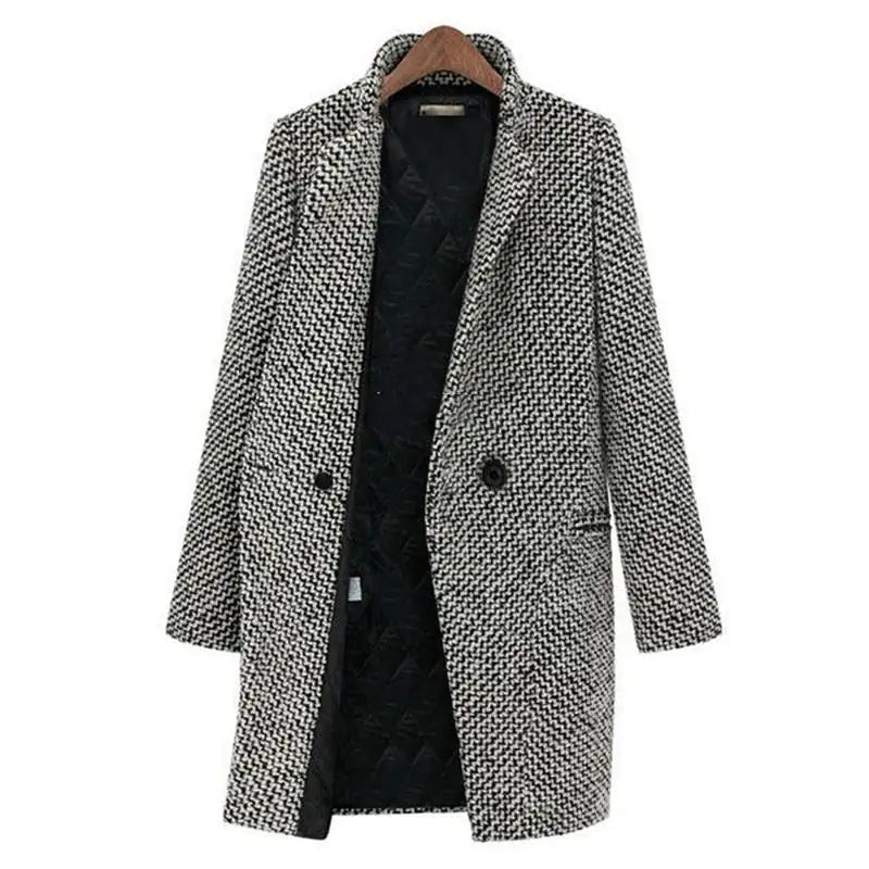 Beautifully Crafted Coat in a Classic Style