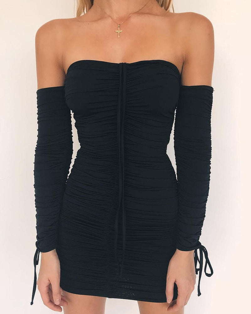 Effortlessly Elegant Dress with a Timeless Design