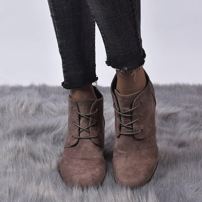 Graceful Orthopedic Shoes for Modern Look