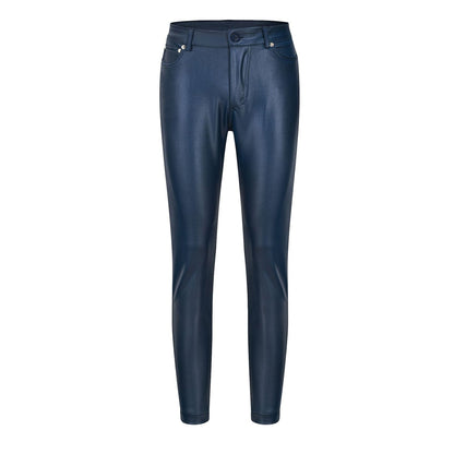 Beautifully Finished Pants in a Timeless Design