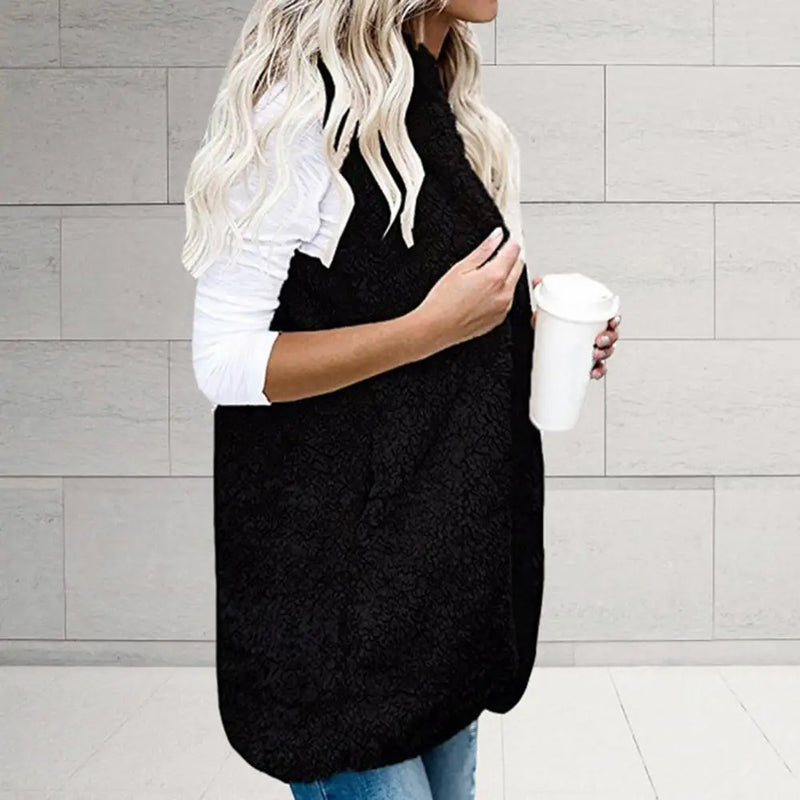Effortlessly Elegant Garment with a Timeless Design