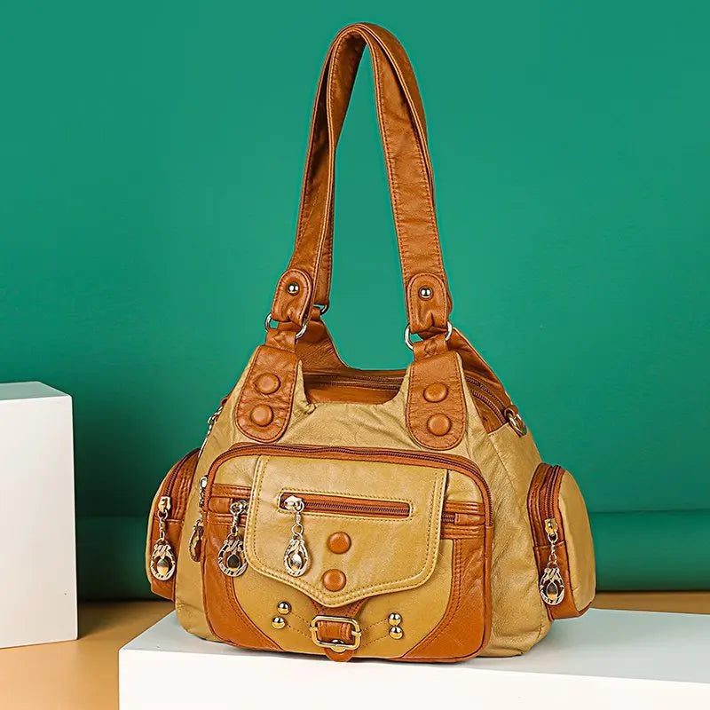 Polished Bag with an Effortless Classic Look