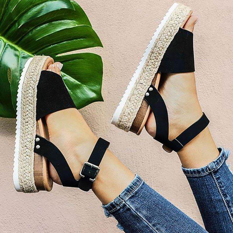 Chic Orthopedic Sandals with Unique Design