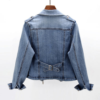 Elegantly Styled Jacket for Everyday Wear