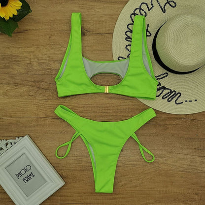 Effortlessly Elegant Garment with a Timeless Design