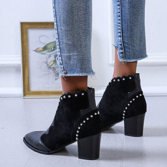 Graceful Orthopedic Boots for Modern Look
