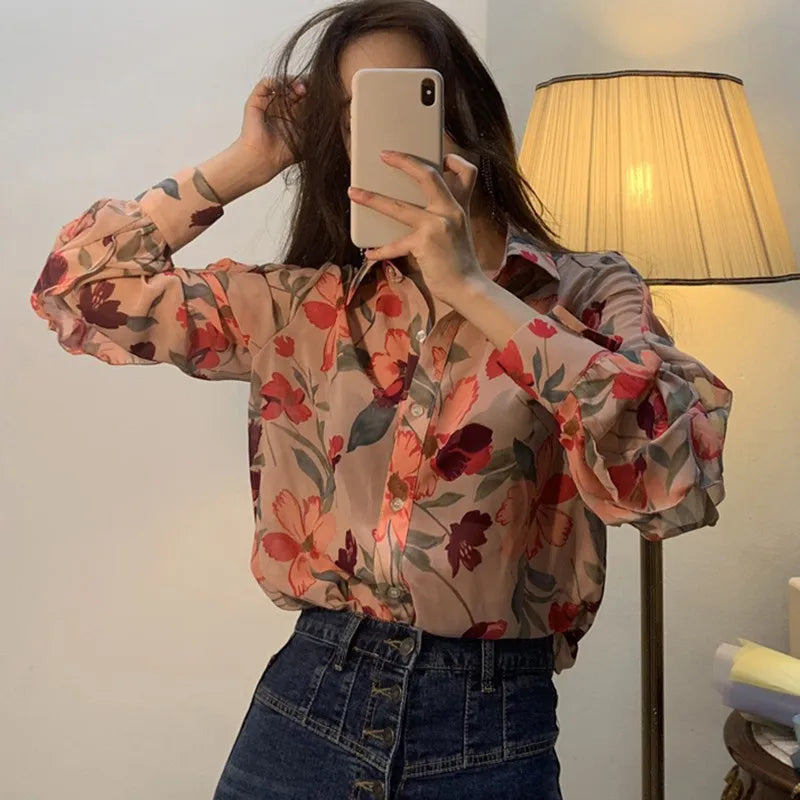 Classic Vintage & Enduringly Stylish Blouse