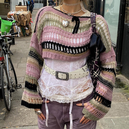 Well Tailored Sweater with a Graceful Silhouette