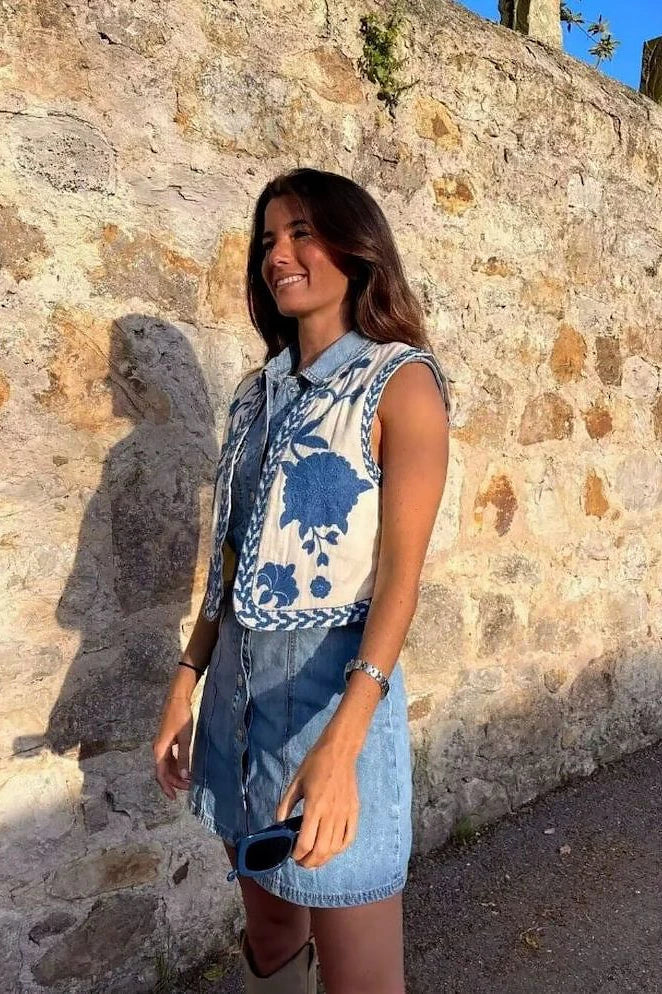 Beautifully Finished Garment in a Timeless Design