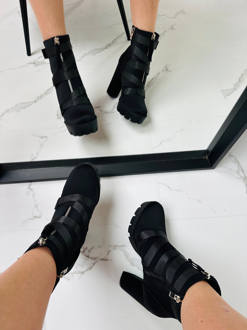 Comfortable Orthopedic Boots for Daily Wear