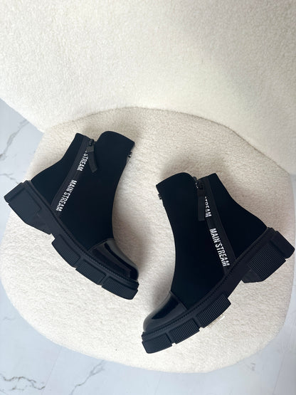 Beautifully Crafted Orthopedic Boots
