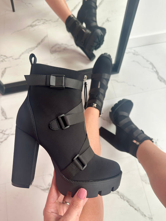 Comfortable Orthopedic Boots for Daily Wear