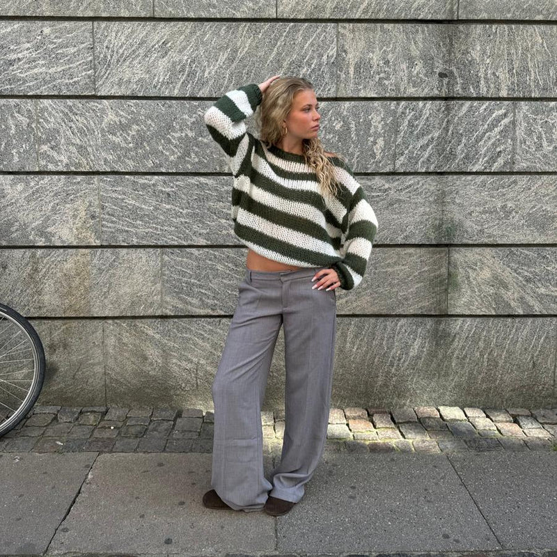 Effortlessly Elegant Garment with a Timeless Design