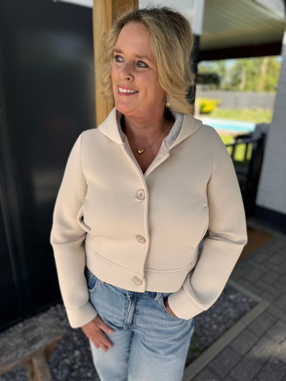 Polished Jacket with an Effortless Classic Look