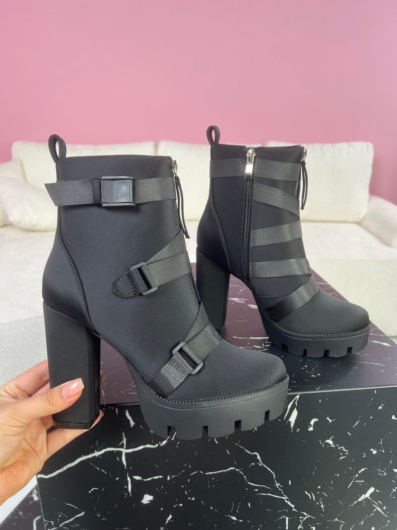 Comfortable Orthopedic Boots for Daily Wear