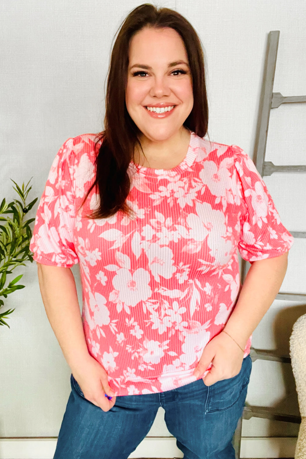 Beautifully Finished Top in a Timeless Design