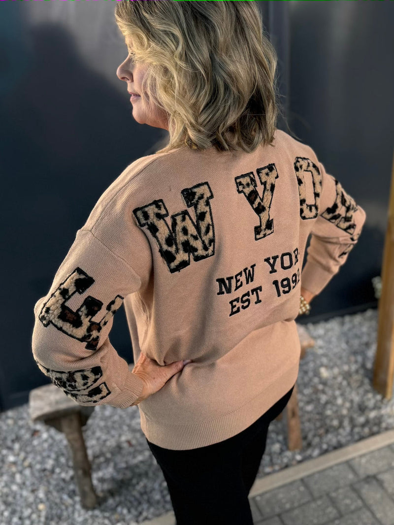 Elegantly Styled Sweater for Everyday Wear