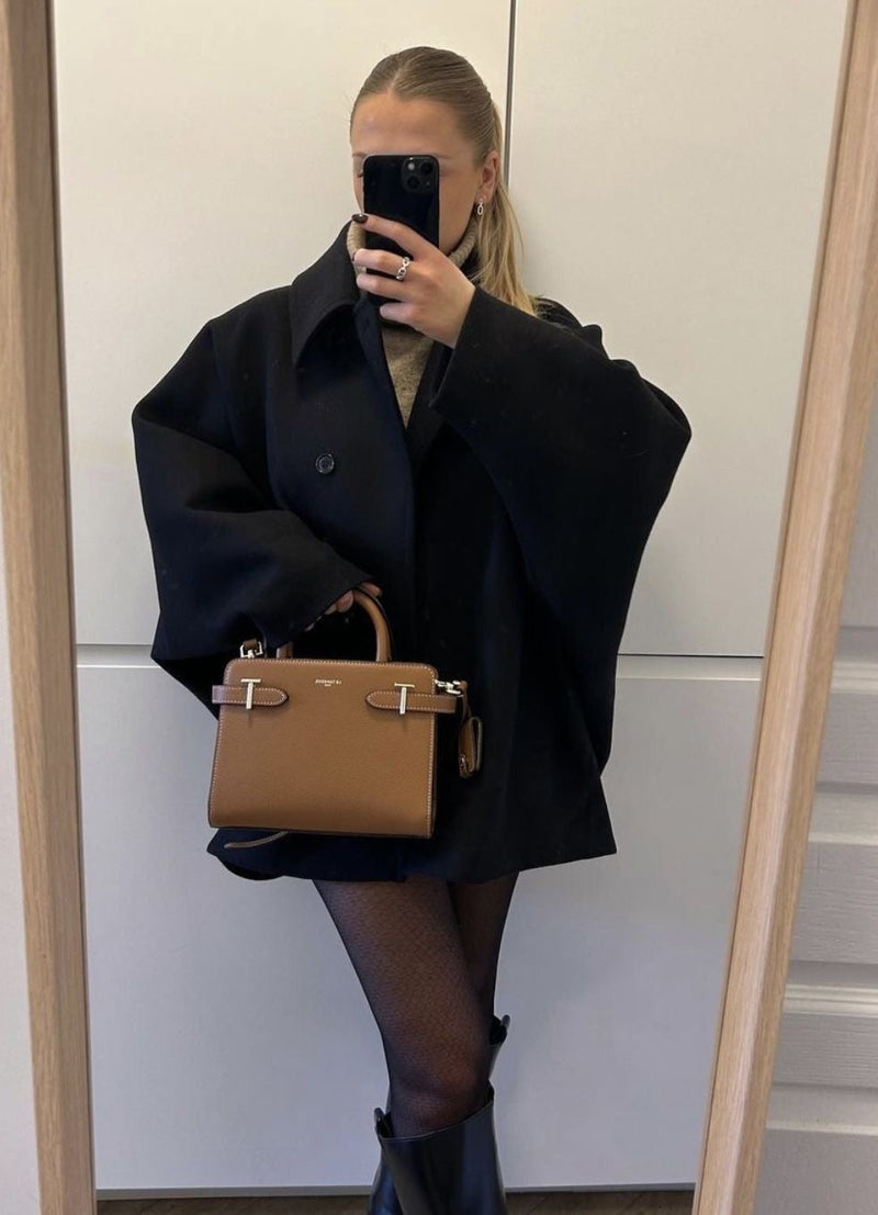 Gracefully Styled Coat for Any Occasion