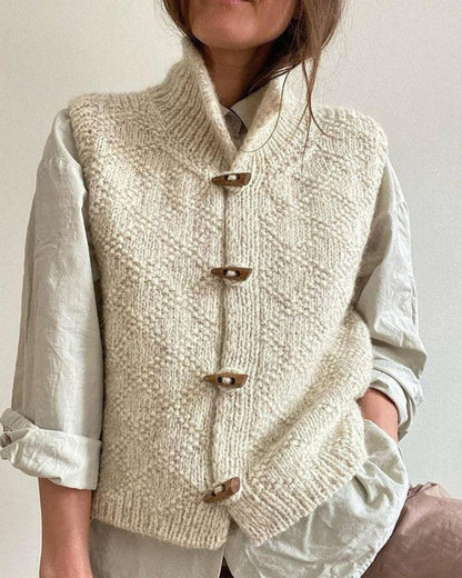 Effortlessly Elegant Cardigan with a Timeless Design