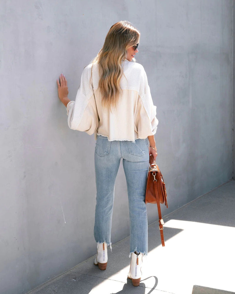 Well Tailored Jacket with a Graceful Silhouette