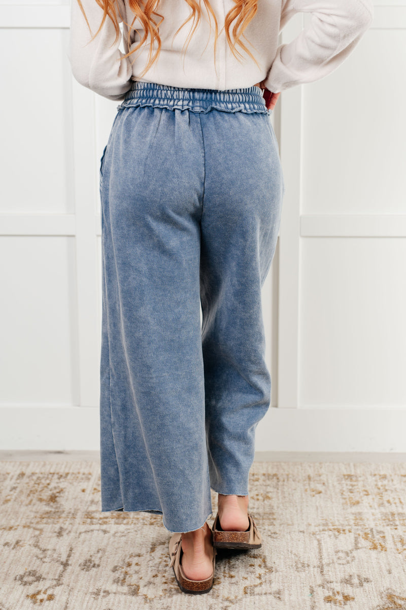 Classic Vintage Trousers with a Flattering Fit