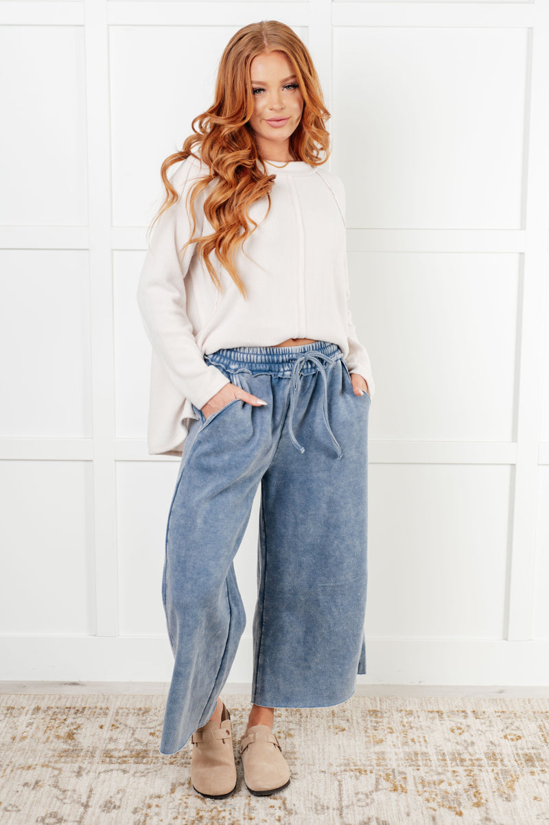Classic Vintage Trousers with a Flattering Fit