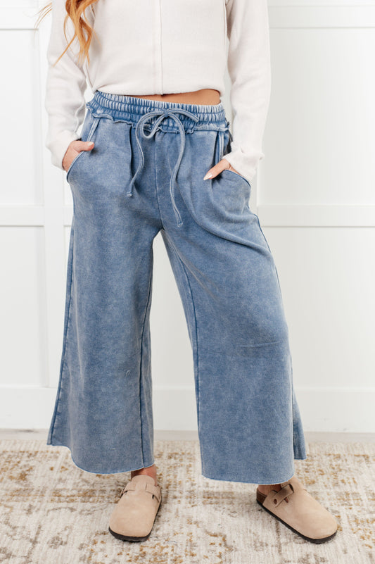 Classic Vintage Trousers with a Flattering Fit