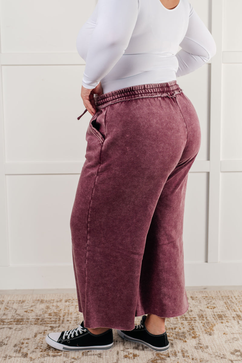 Classic Vintage Trousers with a Flattering Fit