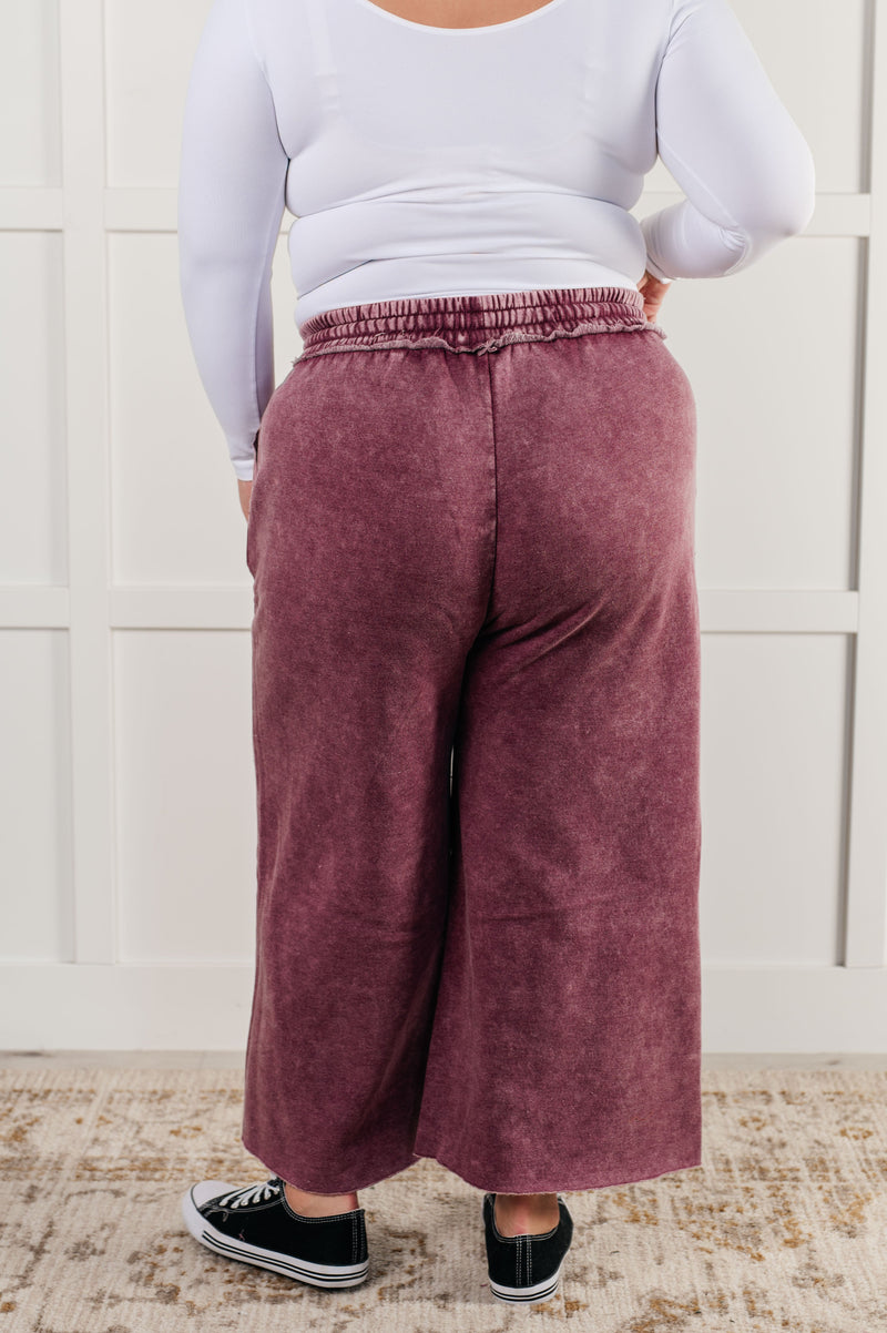 Classic Vintage Trousers with a Flattering Fit