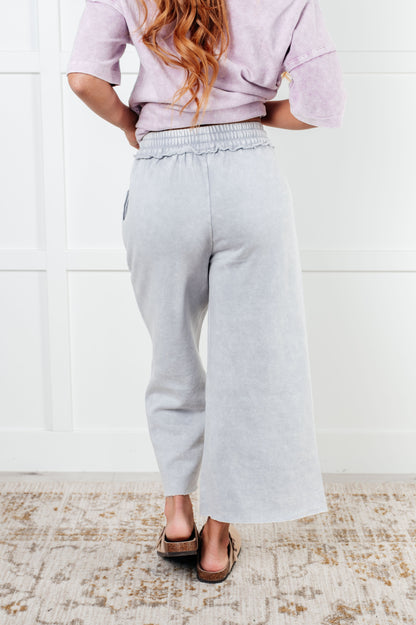 Polished Trousers with an Effortless Classic Look