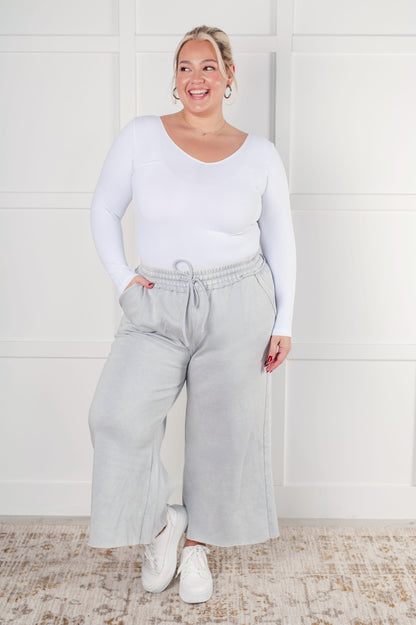 Polished Trousers with an Effortless Classic Look