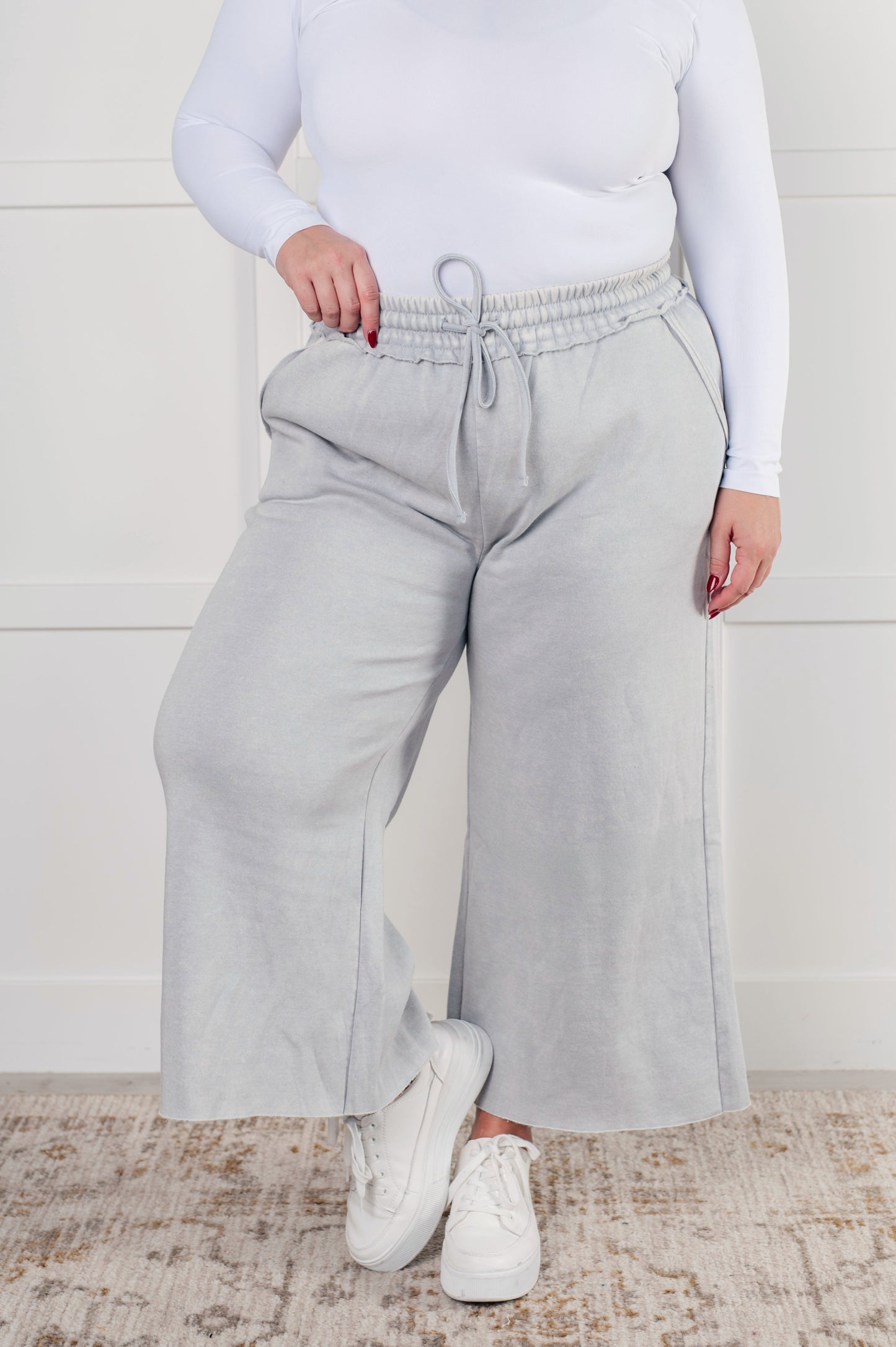 Polished Trousers with an Effortless Classic Look