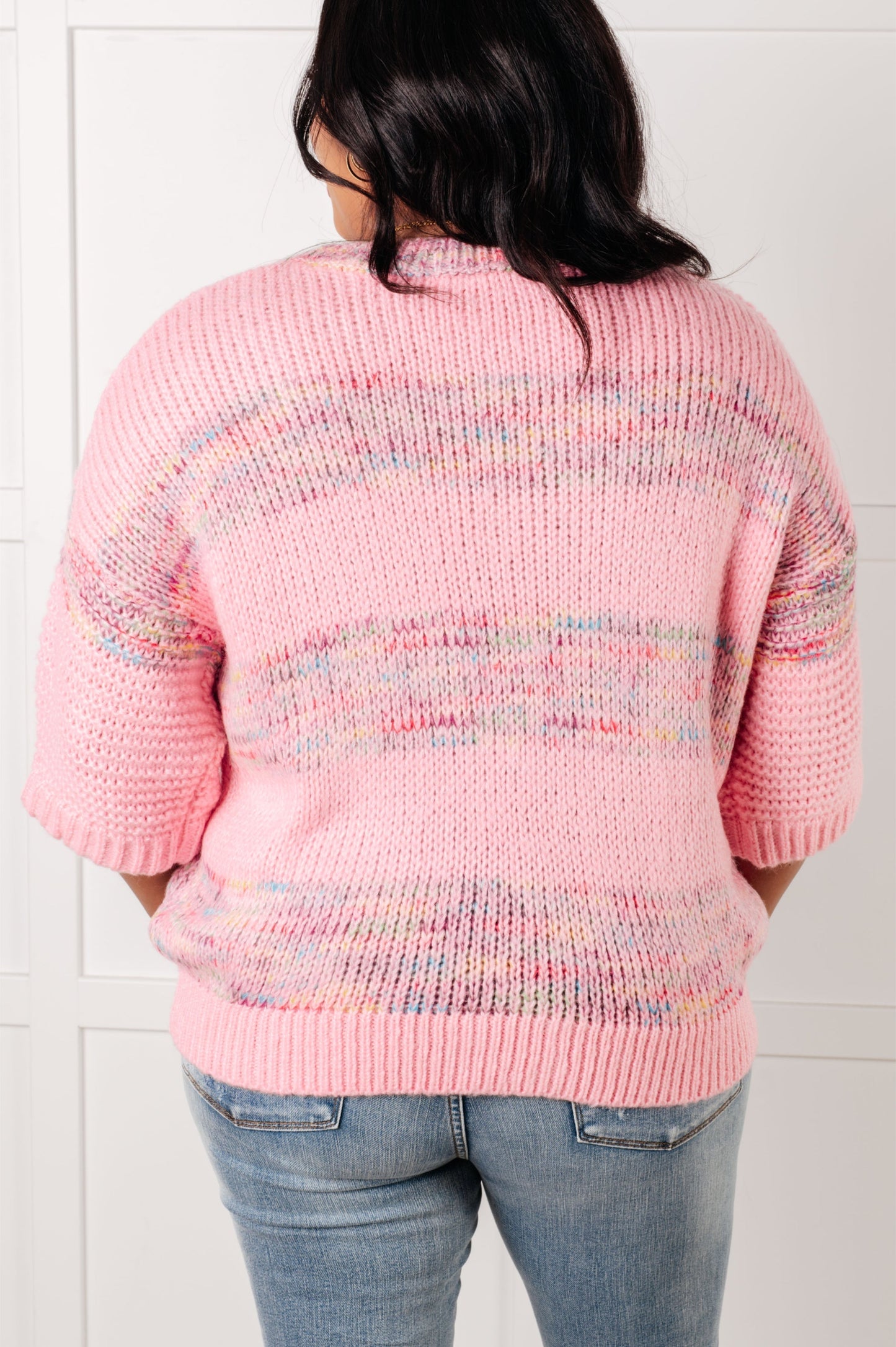 Effortlessly Elegant Sweater with a Timeless Design
