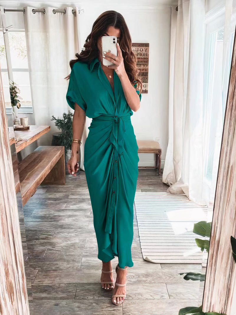 Effortlessly Elegant Dress with a Timeless Design