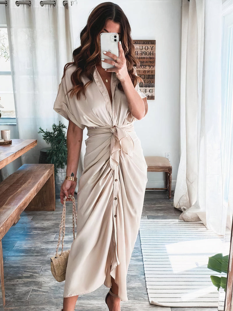 Effortlessly Elegant Dress with a Timeless Design