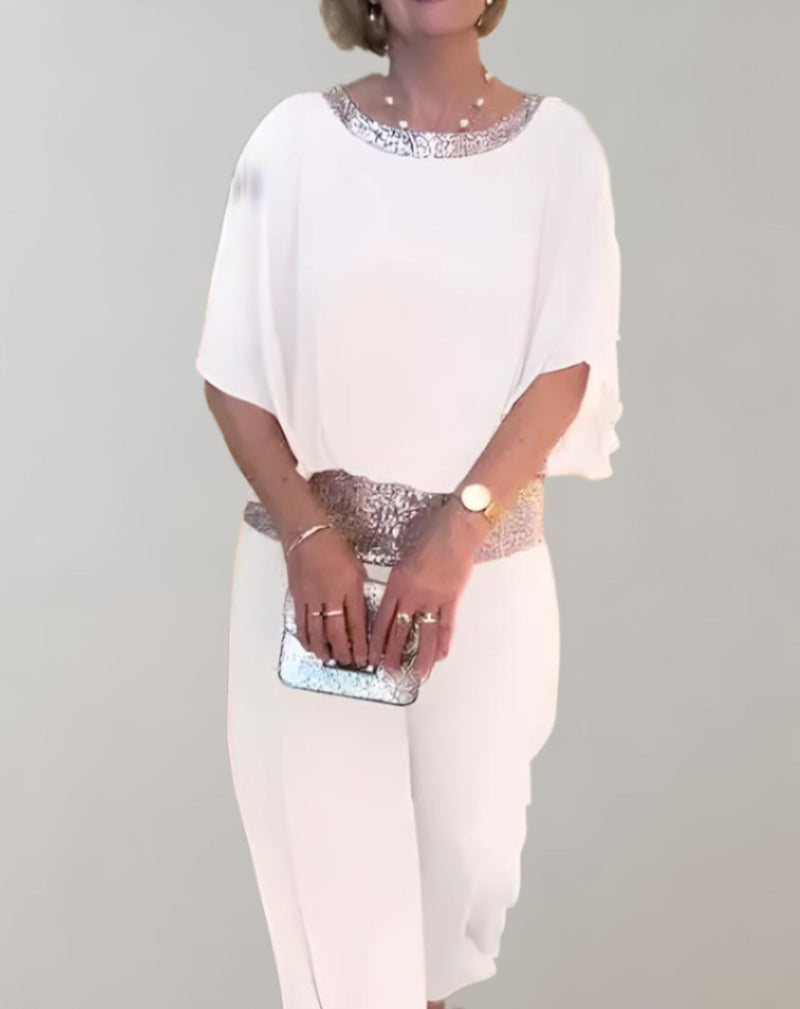 Effortlessly Elegant Blouse with a Timeless Design