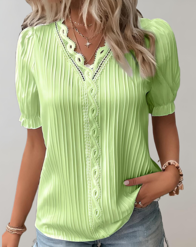 Classic Vintage & Enduringly Stylish Top