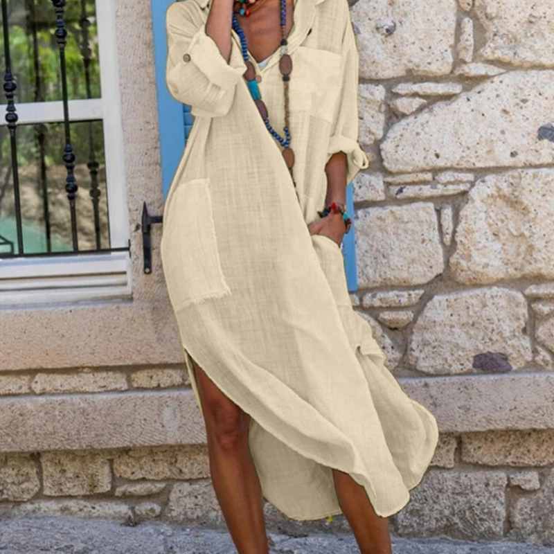 Classic Vintage Dress with a Flattering Fit