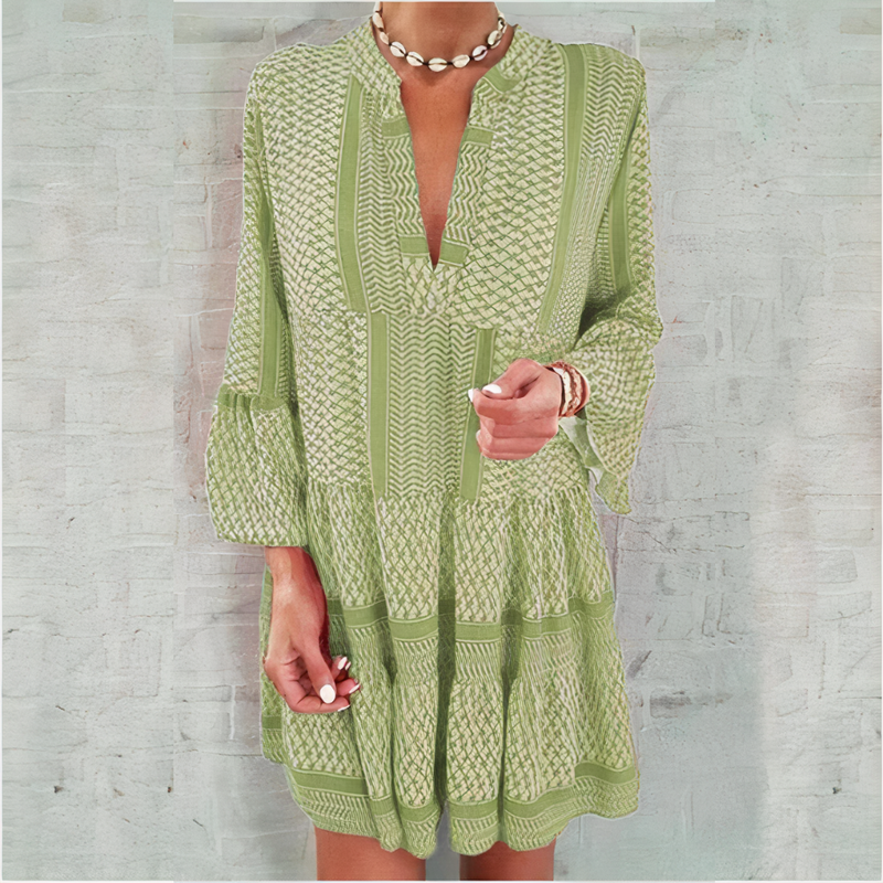 Well Tailored Dress with a Graceful Silhouette