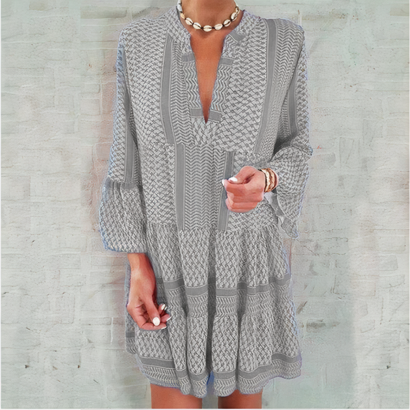 Well Tailored Dress with a Graceful Silhouette