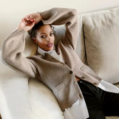 Classic Vintage & Enduringly Stylish Cardigan