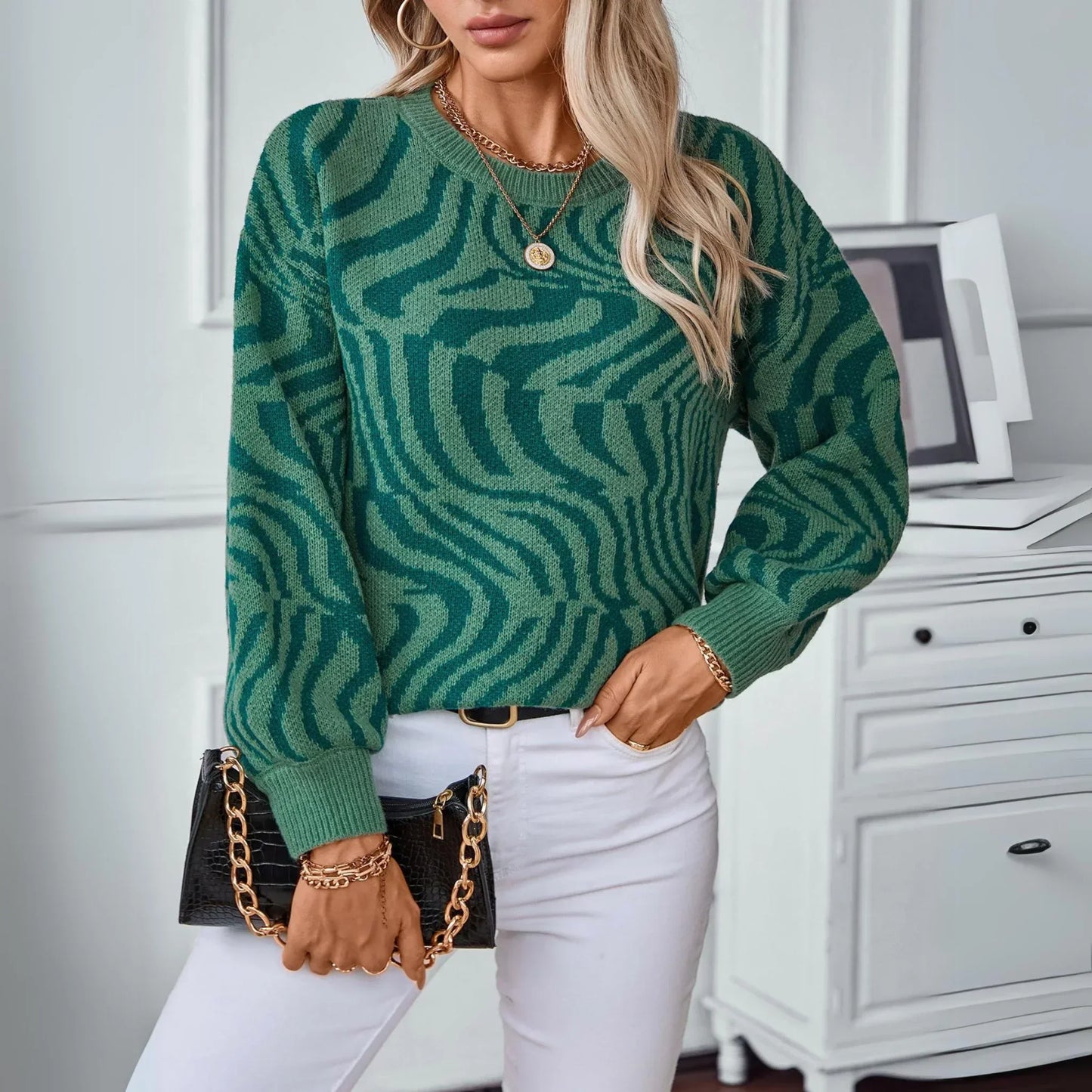 Polished Sweater with an Effortless Classic Look