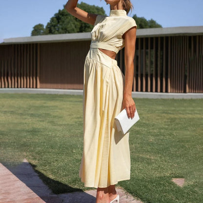 A Vintage Style Dress with Delicate Timeless Details