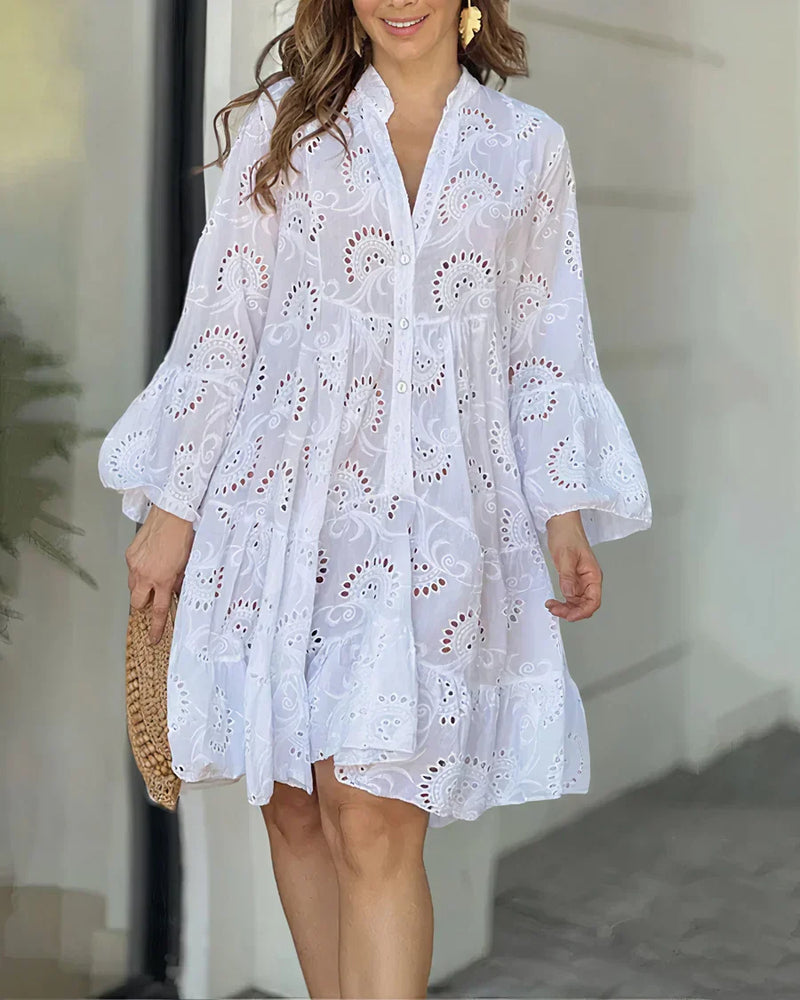 Sophisticated Dress with a Clean Classic Look