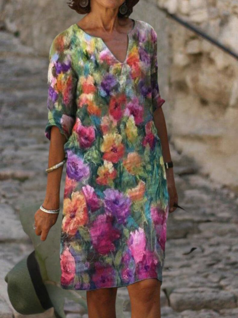 Classic Vintage & Enduringly Stylish Dress