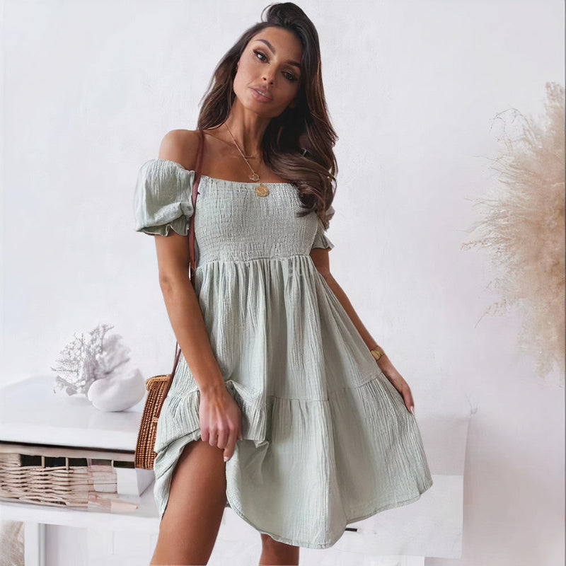 Sophisticated Dress with a Clean Classic Look
