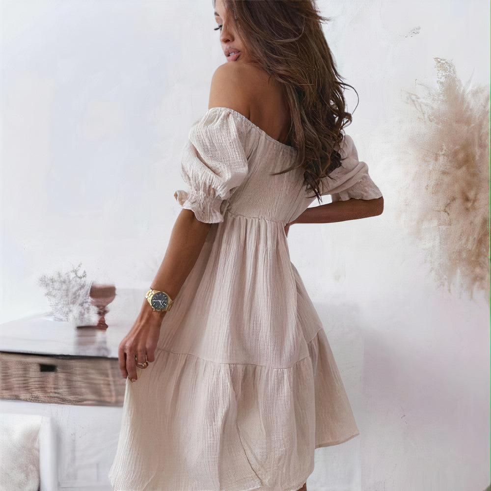 Sophisticated Dress with a Clean Classic Look