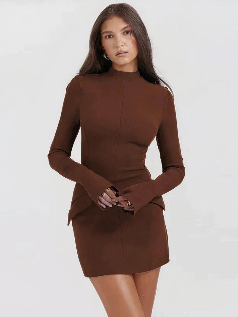 Well Tailored Dress with a Graceful Silhouette